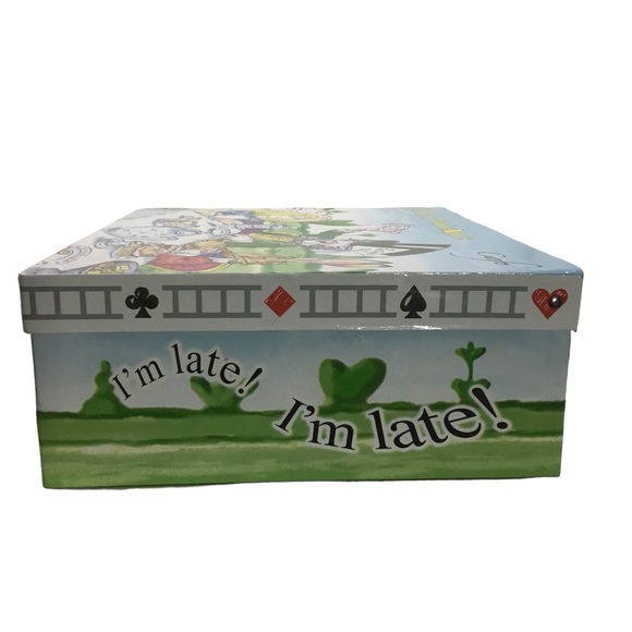 Alice in Wonderland Cafe Box - Picture 5 of 10